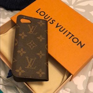 Louis Vuitton iPhone 7 & 8 folio phone case